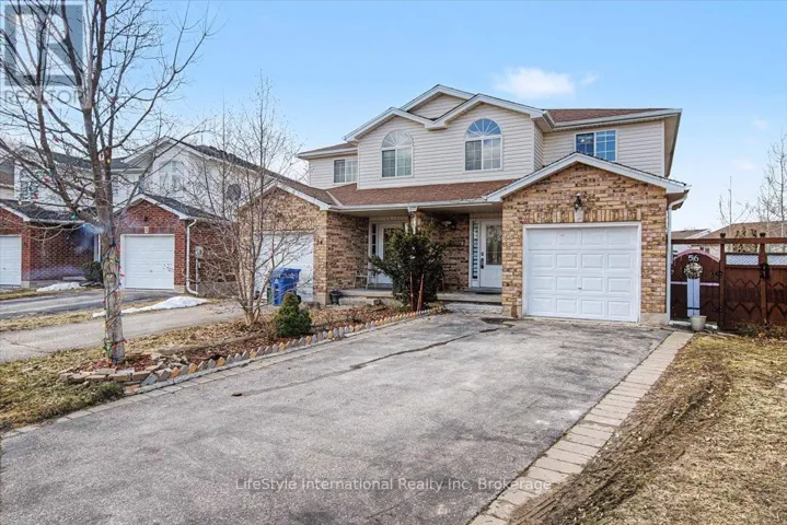 56 RASPBERRY LANE, Guelph (Grange Road), Ontario N1E7H5