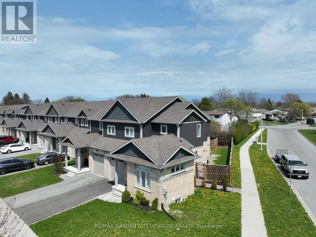 LOWER - 11 MANHATTAN COURT, St. Catharines (Haig), Ontario L2R0B8