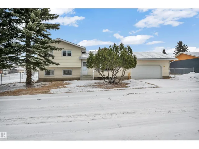 39 WOODSTOCK DR, Sherwood Park, Alberta T8A4C4