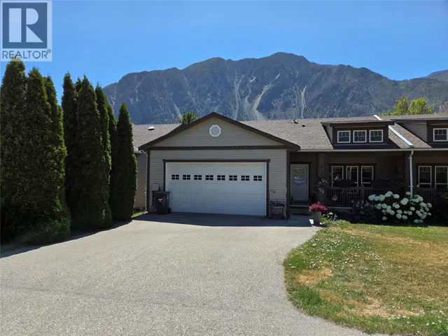 715 9th Avenue, Keremeos, British Columbia V0X1N3