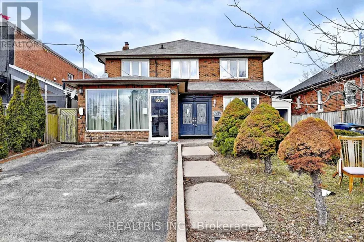 622 THE QUEENSWAY, Toronto (Stonegate-Queensway), Ontario M8Y1K3