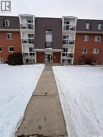 24 47 Centennial STREET, Regina, Saskatchewan S4S6P8