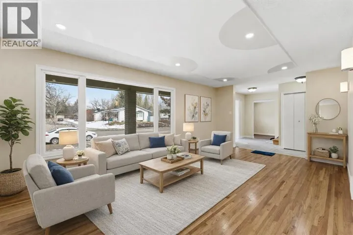 10603 Maplecreek Drive SE, Calgary, Alberta T2J1V2