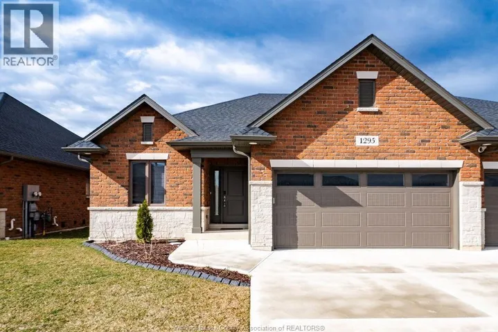 1295 Tom Toth Unit# Lower, LaSalle, Ontario N9H2C1