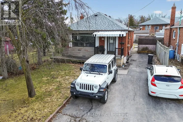 MAIN - 229 FLORA DRIVE, Toronto (Dorset Park), Ontario M1P1B2