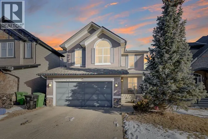 96 COUGARTOWN Close SW, Calgary, Alberta T3H0B3