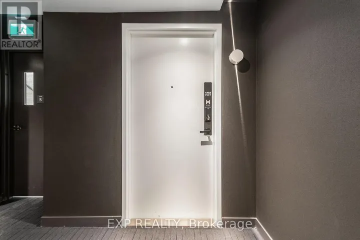 3900 CONFEDERATION PARKWAY, Mississauga (City Centre), Ontario L5M0M3