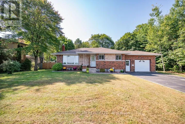581 LAURENTIAN DRIVE, Petawawa, Ontario K8H2M5