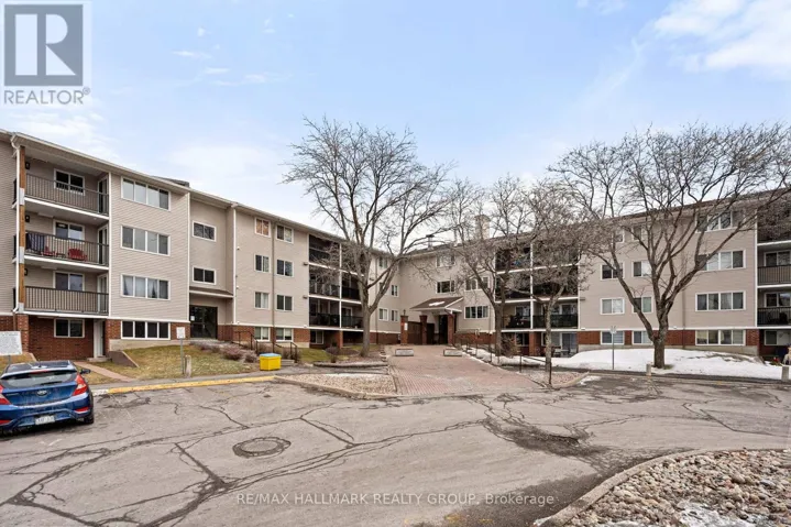 315 - 6532 BILBERRY DRIVE, Ottawa, Ontario K1C4N9