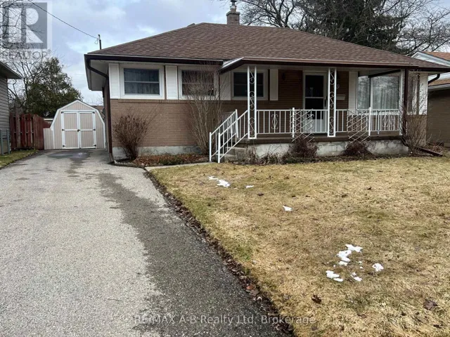 30 ARTHUR STREET, Stratford, Ontario N5A6E3