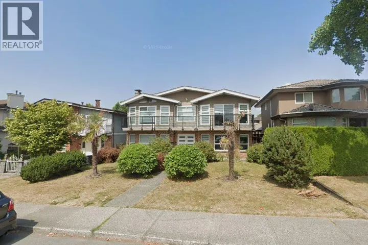 4287 NAPIER STREET, Burnaby, British Columbia V6X3V7