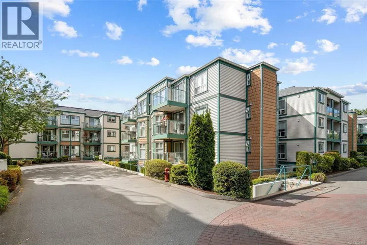 412 894 Vernon Ave, Saanich, British Columbia V8X2W6