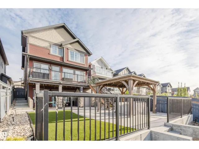 1415 DARBY GREEN GR SW, Edmonton, Alberta T6W4N4