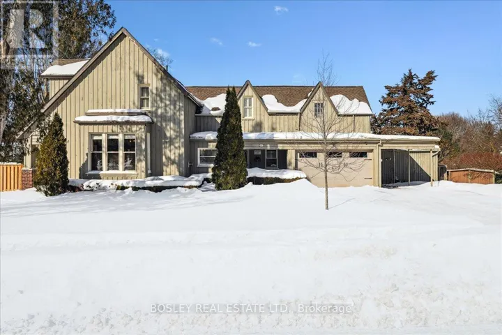 42 ROYAL ROAD, Aurora (Aurora Village), Ontario L4G1A9