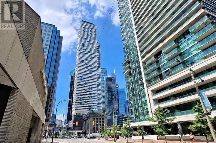 1703 - 88 HARBOUR STREET, Toronto (Waterfront Communities), Ontario M5J1B7