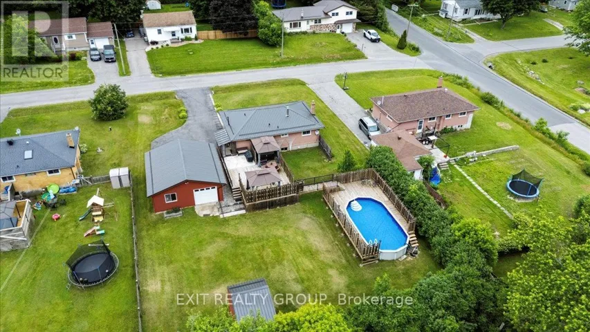 29 BARRY ROAD, Quinte West (Murray Ward), Ontario K8V0M3