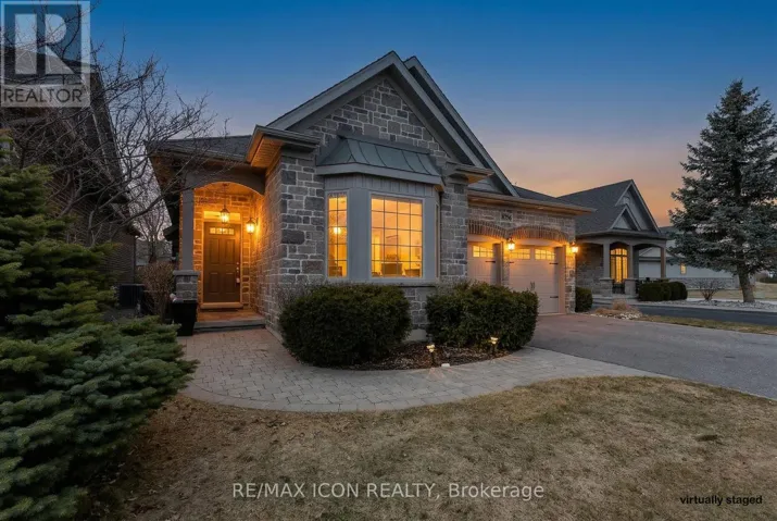 6756 ST ANDREWS CIRCLE, Plympton-Wyoming (Plympton Wyoming), Ontario N0N1E0