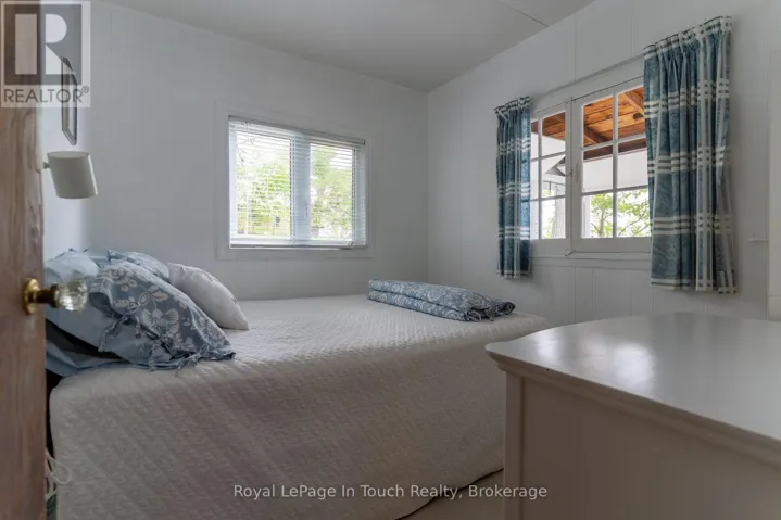 780