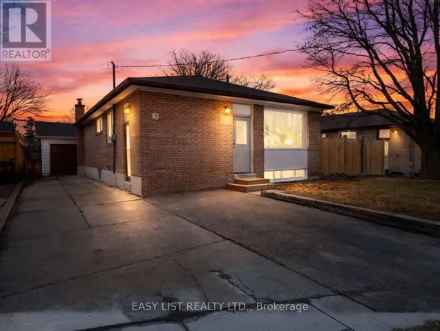 1003 WARDMAN CRESCENT, Whitby (Williamsburg), Ontario L1N3H1