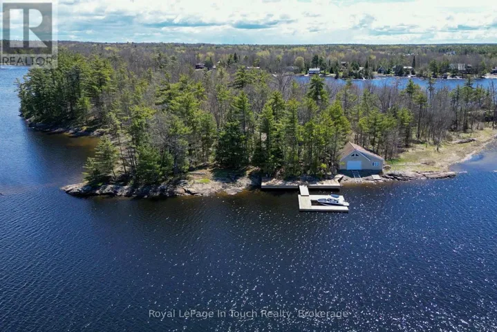 2 ISLAND 880, Georgian Bay (Baxter), Ontario L0K1S0