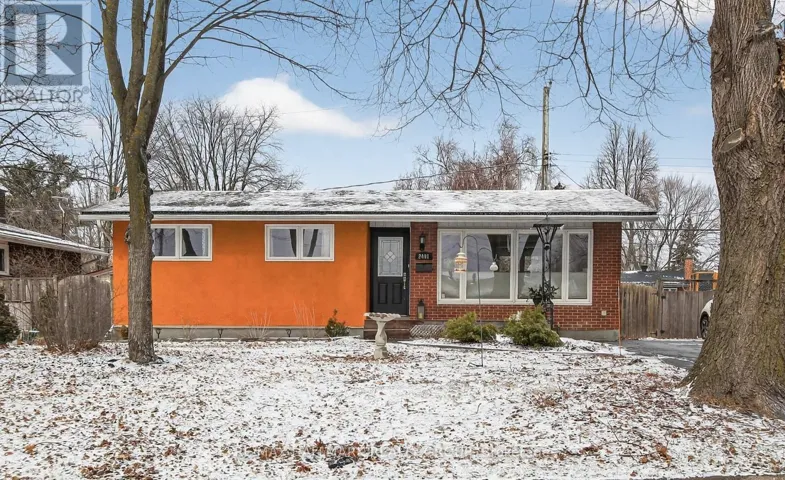2401 MAGNUS AVENUE, Ottawa, Ontario K1G1J7