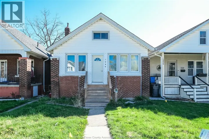 1248 BRUCE AVENUE, Windsor, Ontario N8X1X3
