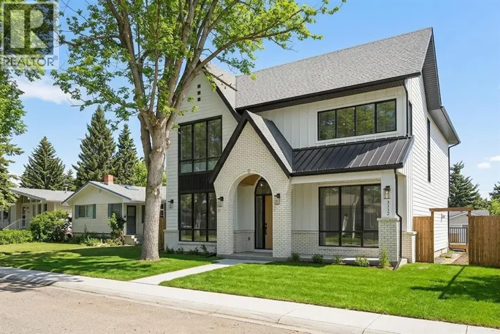 3112 Leduc Crescent SW, Calgary, Alberta T3E5W9