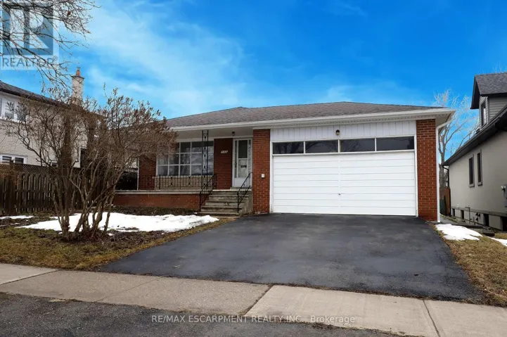 952 MISSISSAUGA VALLEY BOULEVARD, Mississauga (Mississauga Valleys), Ontario L5A2A2