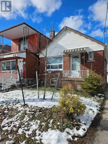 32 BELGRAVIA AVENUE, Toronto (Briar Hill-Belgravia), Ontario M6E2M5