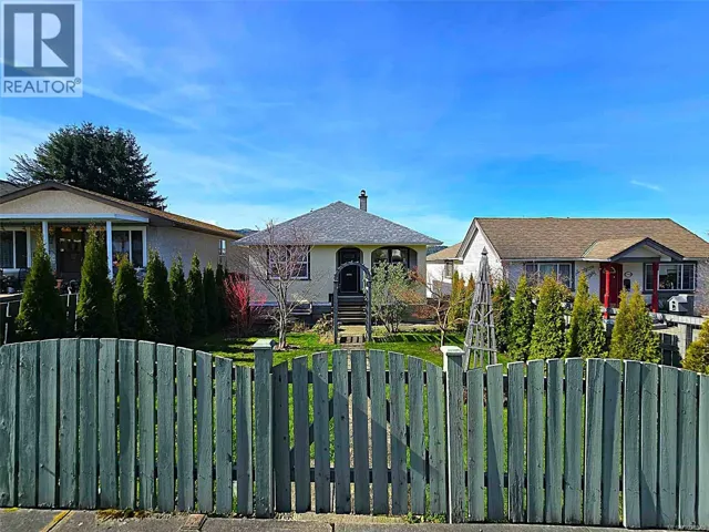 2958 1st Ave, Port Alberni, British Columbia V9Y1Y2