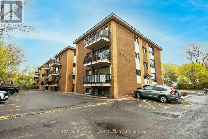 6 - 270 BEECHWOOD AVENUE, Ottawa, Ontario K1L8A6