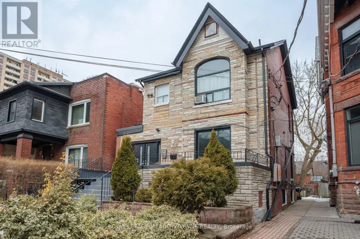 70 MELBOURNE AVENUE, Toronto (South Parkdale), Ontario M6K1K7