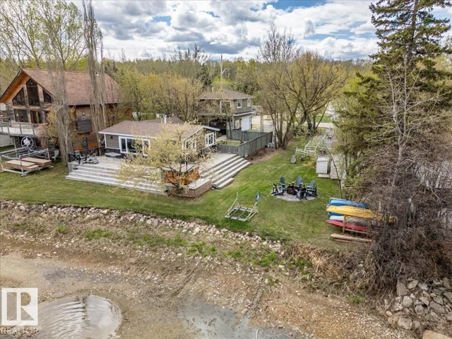 17 Lakeshore DR, Rural Wetaskiwin County, Alberta T0C2V0