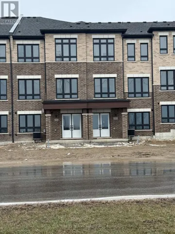 2914 PETER MATTHEWS DRIVE, Pickering, Ontario L1X0M3