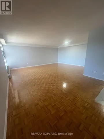 307 - 123 BLOOR STREET W, Oshawa (Lakeview), Ontario L1J1P5