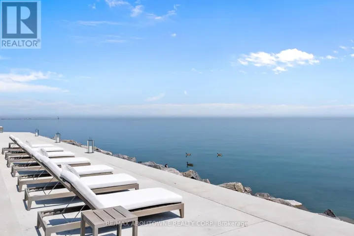 3 ENNISCLARE DRIVE E, Oakville (MO Morrison), Ontario L6J4N3