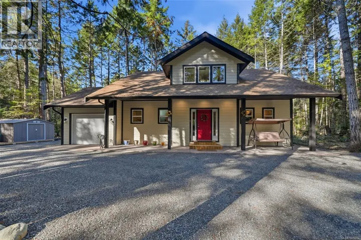 272 James Way, Gabriola Island, British Columbia V0R1X1