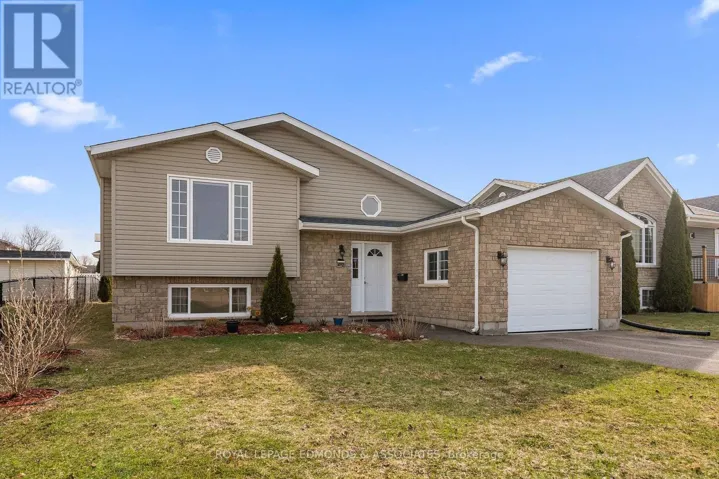 492 SHEPPARD ROAD, Pembroke, Ontario K8A0A7