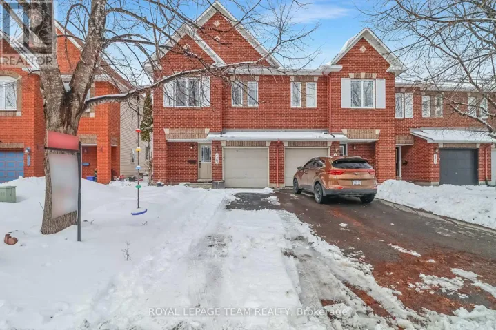 2362 BOIS VERT PLACE, Ottawa, Ontario K4A4V1