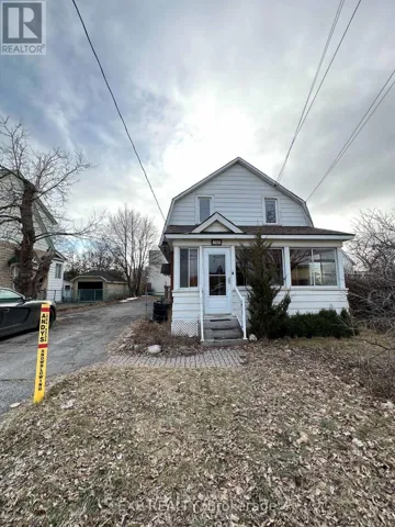 162 WOODROFFE AVENUE, Ottawa, Ontario K2A3T9