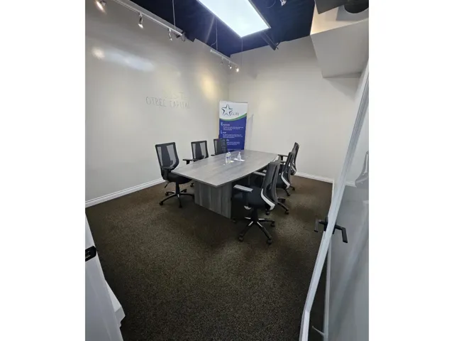 210 15272 CROYDON DRIVE, Surrey, British Columbia V3S0Z5