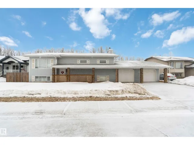 6223 53A AV, Redwater, Alberta T0A2W0