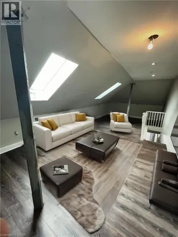 17 VICTORIA Avenue Unit# Upper, Cambridge, Ontario N1S1X2