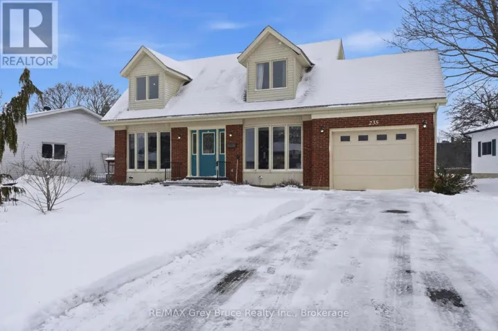 235 5TH AVENUE, Hanover, Ontario N4N2C3