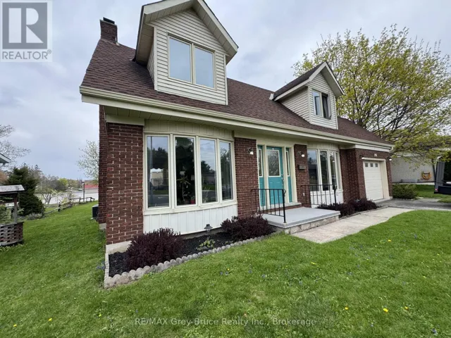 235 5TH AVENUE, Hanover, Ontario N4N2C3