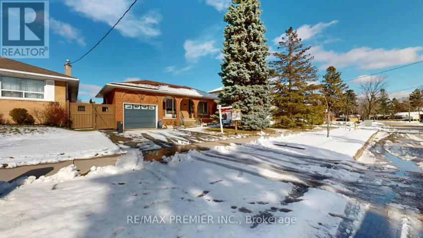 160 VEROBEACH BOULEVARD, Toronto (Humbermede), Ontario M9M1R3