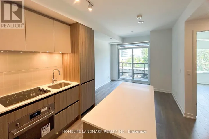 D-325 - 8 BEVERLEY GLEN BOULEVARD, Vaughan (Beverley Glen), Ontario L4J8N8