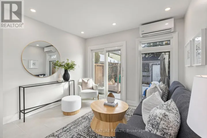 493 JANE STREET, Toronto (Runnymede-Bloor West Village), Ontario M6S4A1