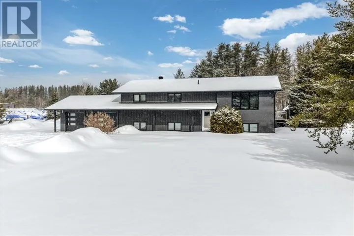 286 Guenette Drive, Hanmer, Ontario P3P1V3