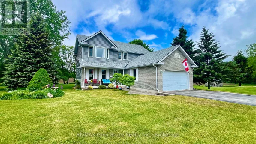 112 MARY AVENUE, Georgian Bluffs, Ontario N4K5N5